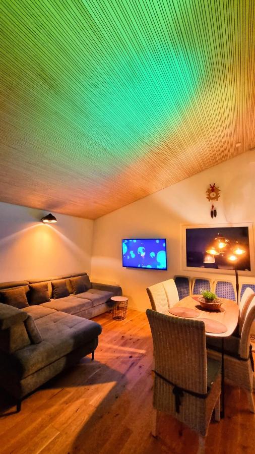 Villa Exklusives Holzhaus Mit Bergbahn - Baden-Baden Im Schwarzwald Exterior foto
